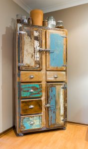 Vintage style custom kitchen cabinet
